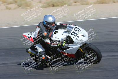 media/Apr-09-2023-SoCal Trackdays (Sun) [[333f347954]]/Turn 12 Inside (930am)/